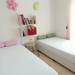 Holidays House νέα πέραμος Daire