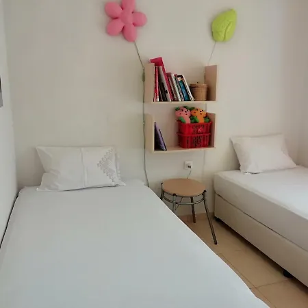 Holidays House νέα πέραμος Apartment *