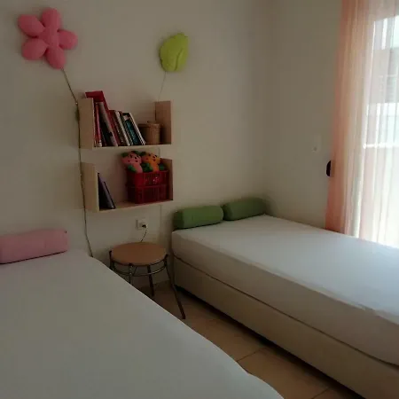 Holidays House νέα πέραμος Apartment *