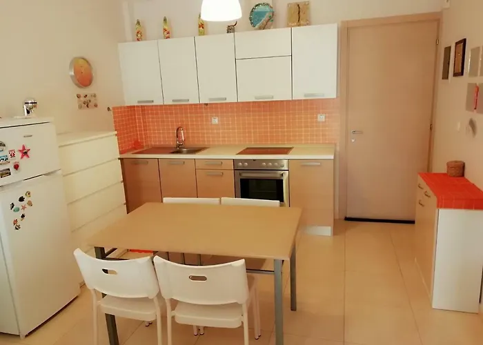 Holidays House νέα πέραμος
