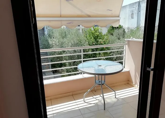 Apartment Holidays House νέα πέραμος *